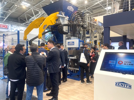 Ang Quangong Co., Ltd. Naghimo og Grand Debut sa Shanghai International Waste Management Expo Smart Manufacturing Naghatag gahum sa 